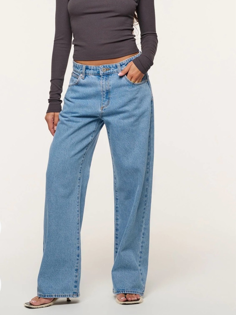Abrand Gigi mid baggy petite jeans